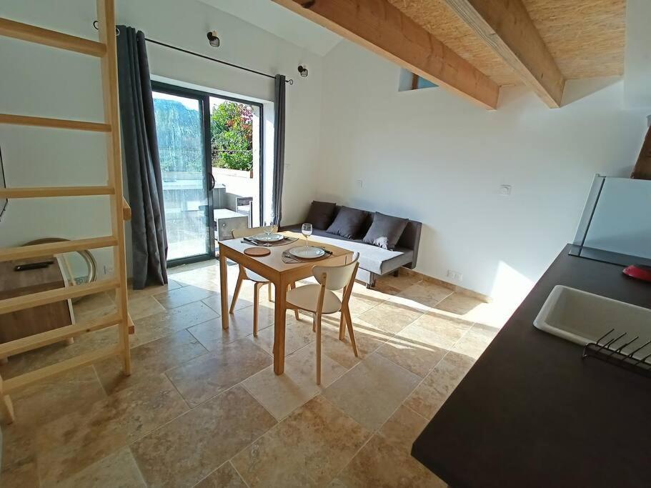 Gite De Charme Avec Jacuzzi Face Au Mont Ventoux Crestet 외부 사진
